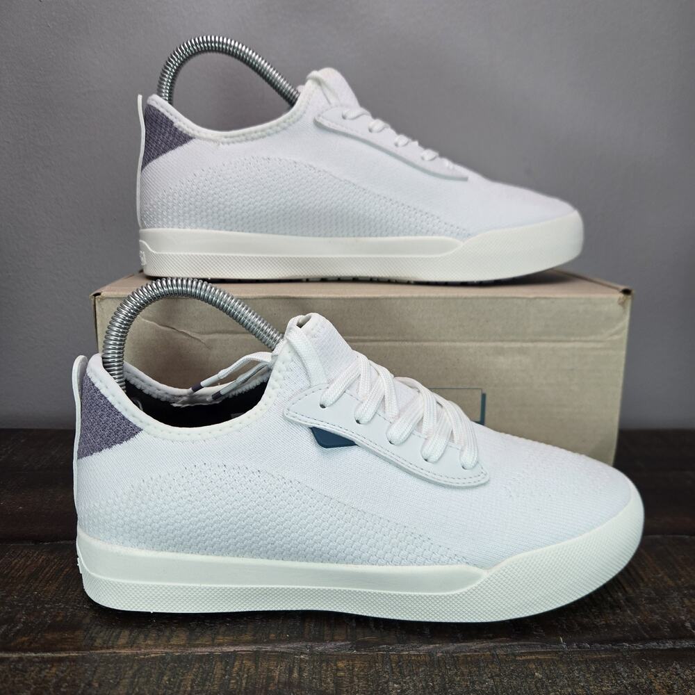 NEW Vessi Weekend Sneaker Womens Size 11 Waterproof Shoes White Lilac Purple